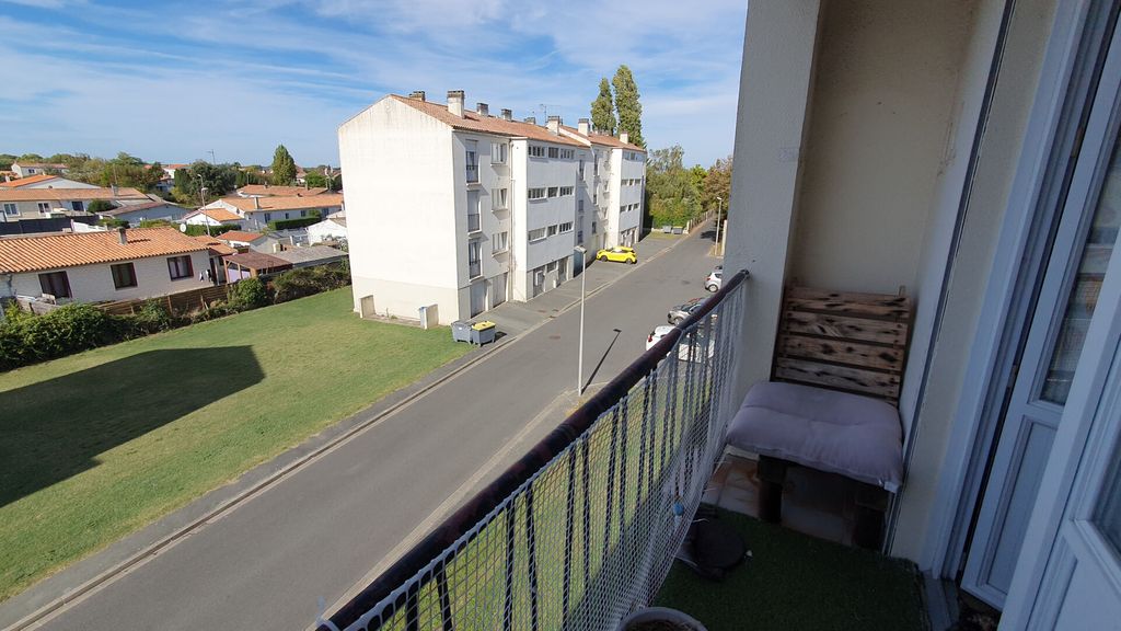 Achat appartement à vendre 4 pièces 64 m² - Tonnay-Charente