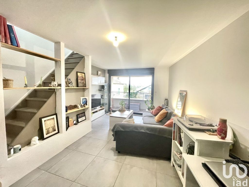 Achat appartement à vendre 2 pièces 42 m² - Carrières-sous-Poissy