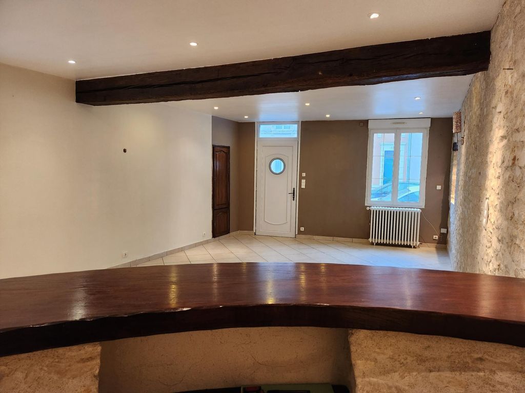 Achat maison à vendre 4 chambres 160 m² - Châteauroux