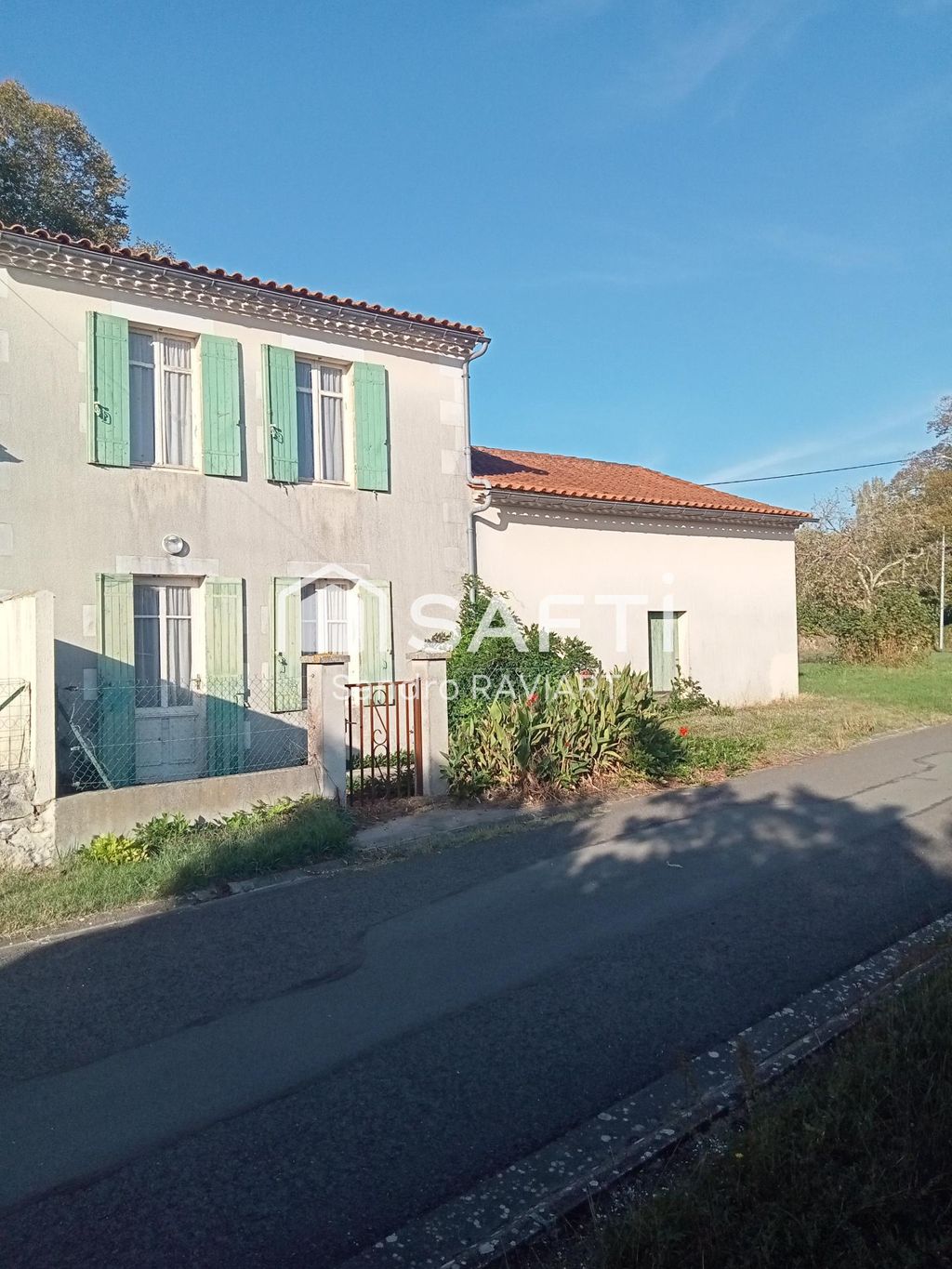 Achat maison à vendre 3 chambres 72 m² - Anglade