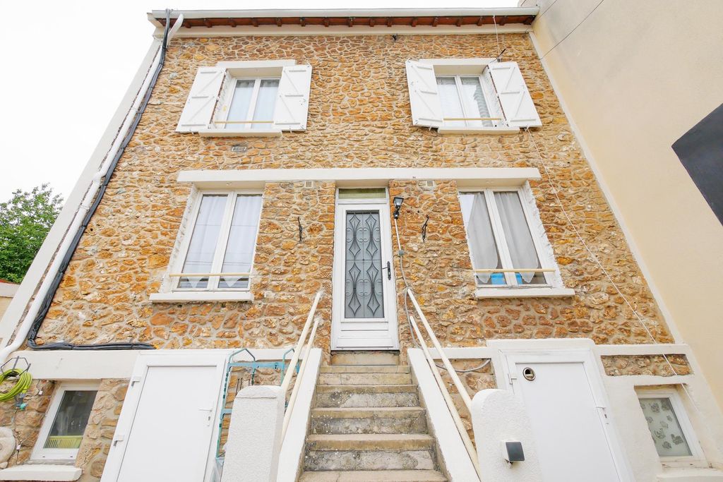 Achat maison à vendre 3 chambres 124 m² - Corbeil-Essonnes