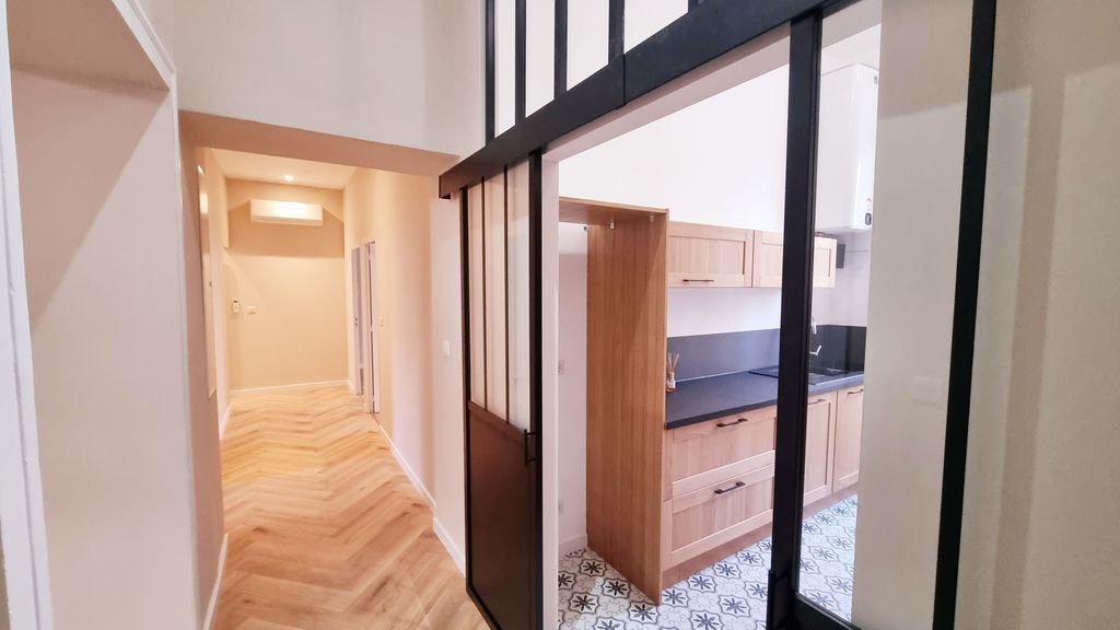 Achat appartement à vendre 4 pièces 113 m² - Nîmes