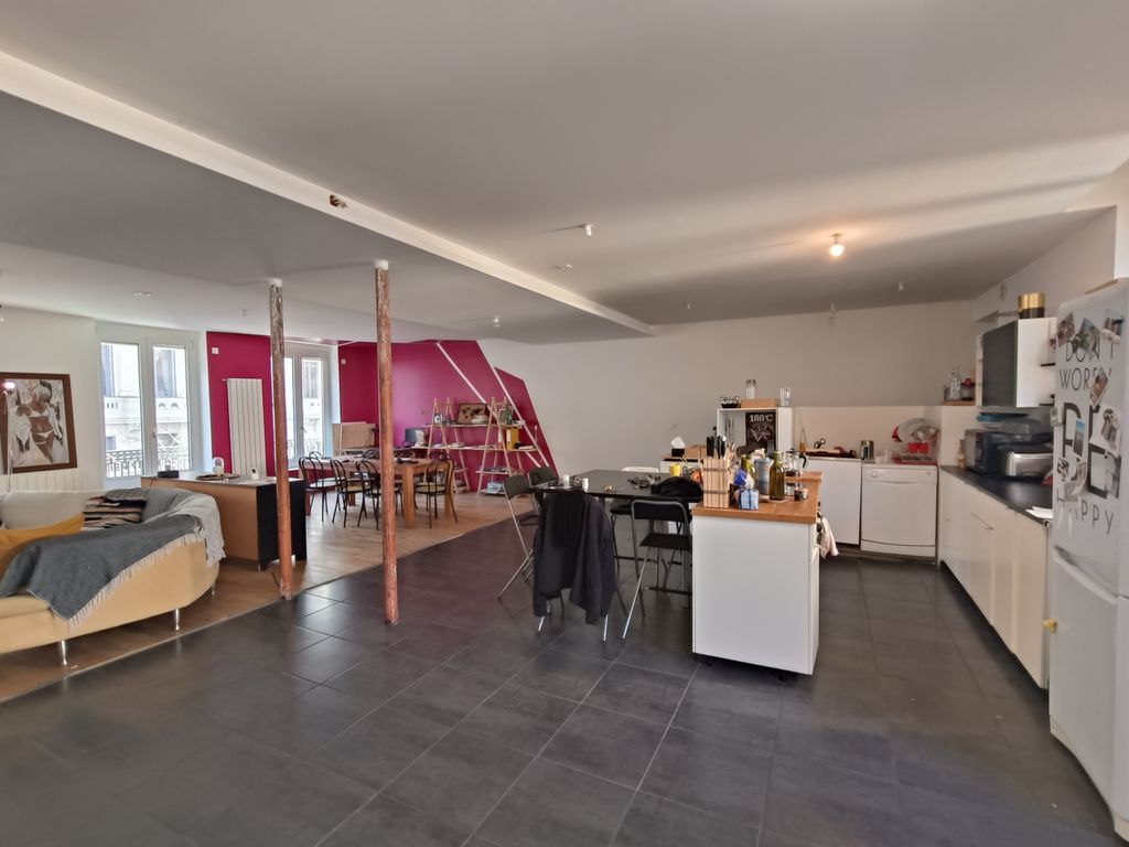 Achat appartement à vendre 4 pièces 152 m² - Saint-Étienne