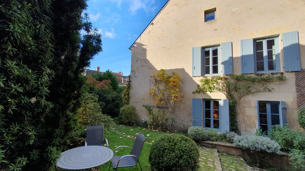 Achat maison à vendre 5 chambres 227 m² - Nevers