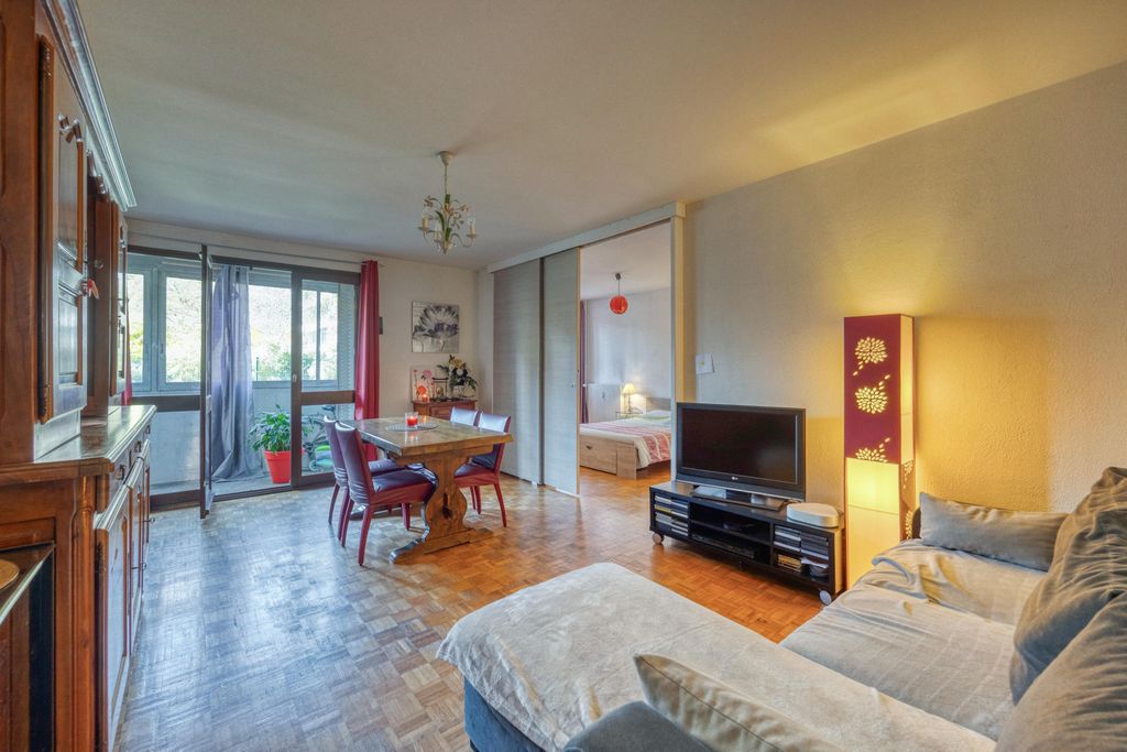 Achat appartement à vendre 6 pièces 120 m² - Grenoble