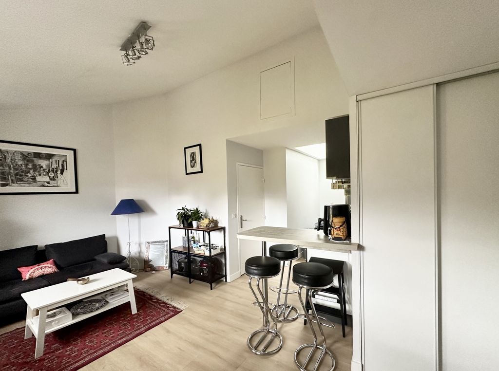 Achat appartement à vendre 3 pièces 49 m² - La Tronche