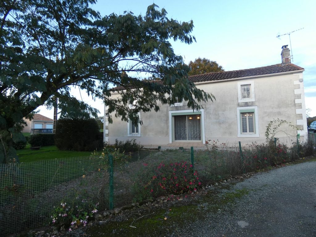 Achat maison à vendre 2 chambres 150 m² - Maillezais