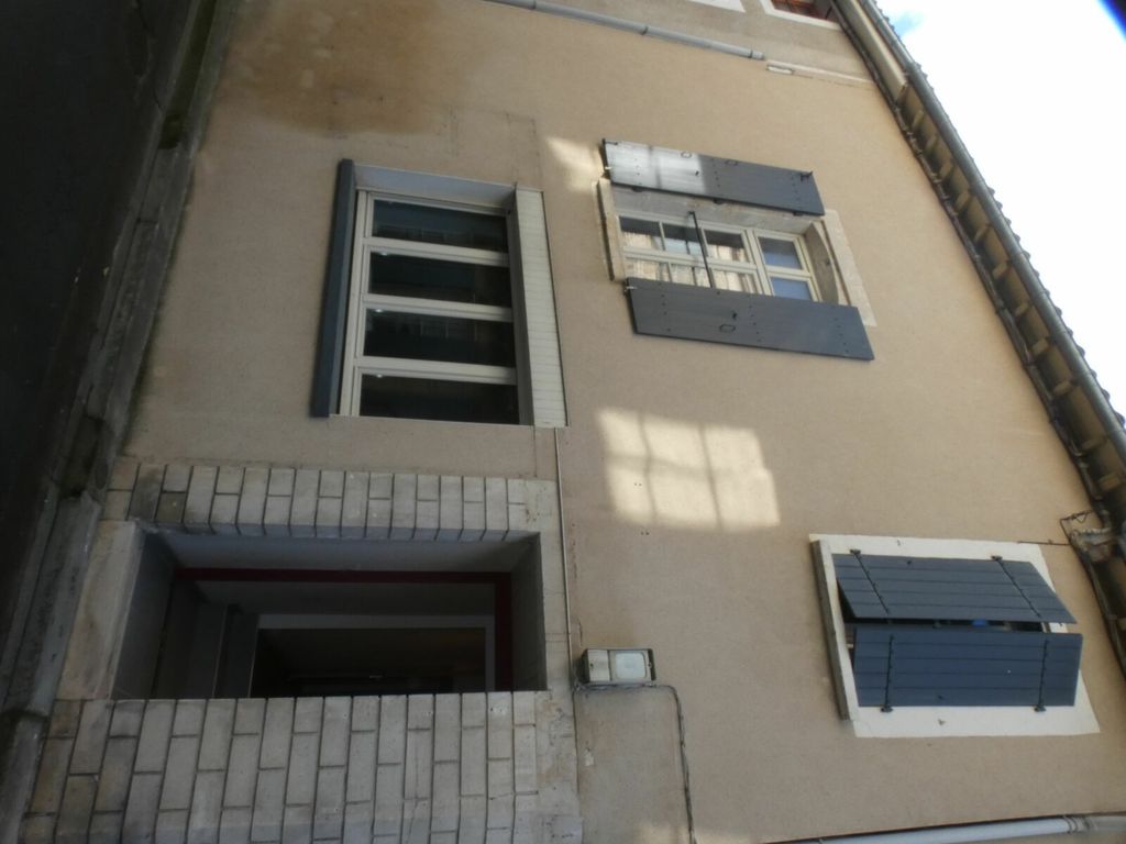 Achat maison à vendre 2 chambres 150 m² - Saint-Maixent-l'École