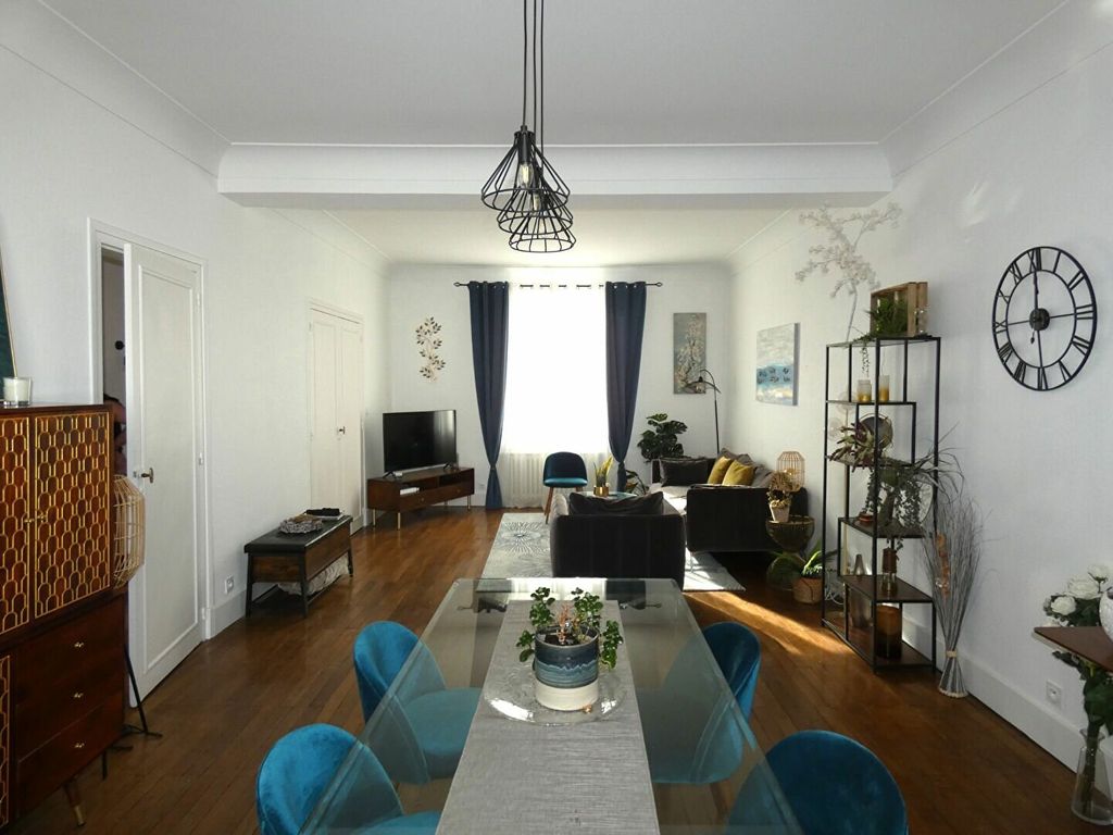 Achat maison à vendre 6 chambres 190 m² - Niort