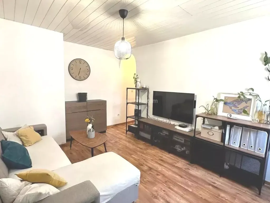 Achat appartement à vendre 2 pièces 42 m² - Bourgoin-Jallieu