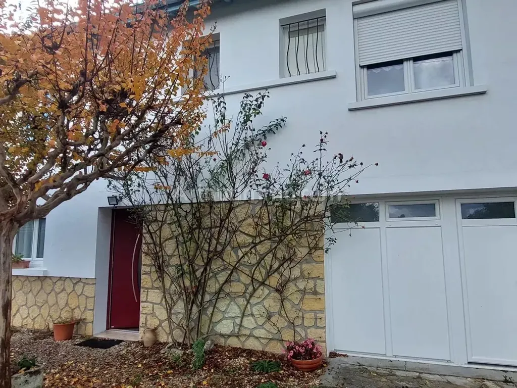 Achat maison à vendre 9 chambres 158 m² - Bergerac