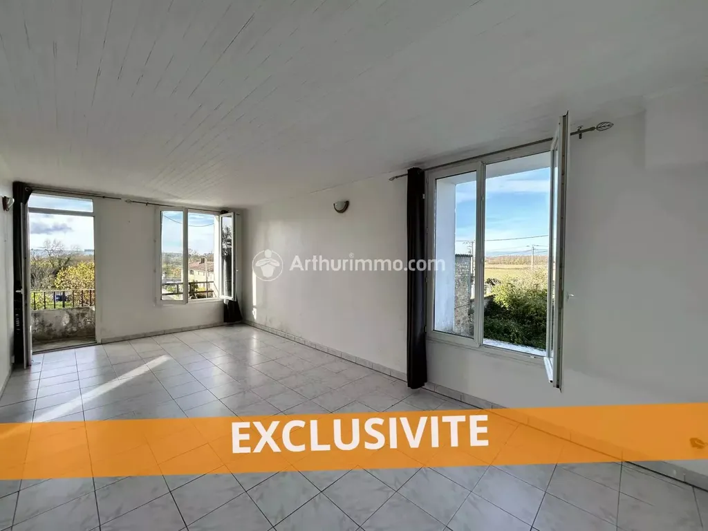 Achat appartement à vendre 4 pièces 67 m² - Cherves-Richemont