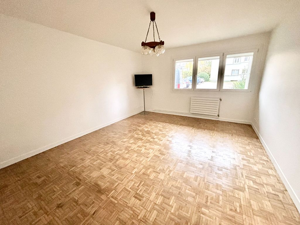 Achat appartement à vendre 3 pièces 66 m² - Noisy-le-Grand