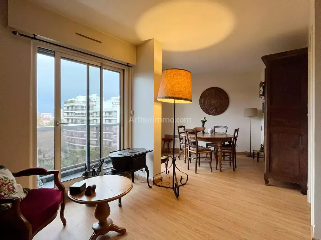 Achat appartement à vendre 2 pièces 49 m² - Saint-Maurice