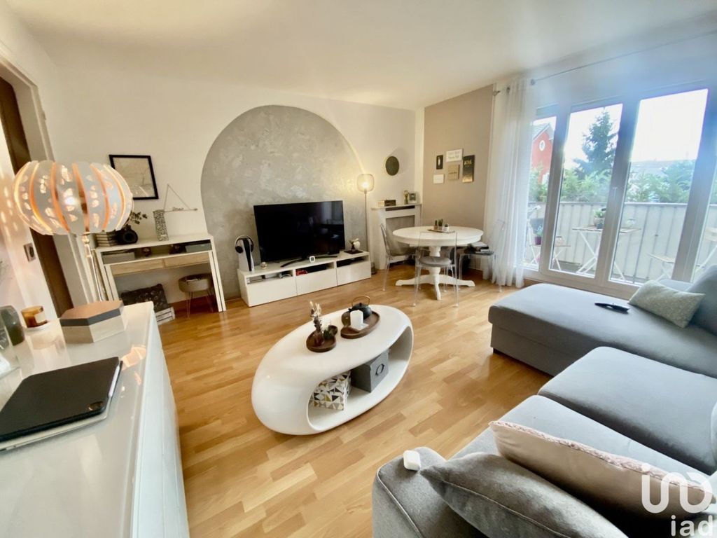 Achat appartement à vendre 3 pièces 63 m² - Saint-Maur-des-Fossés