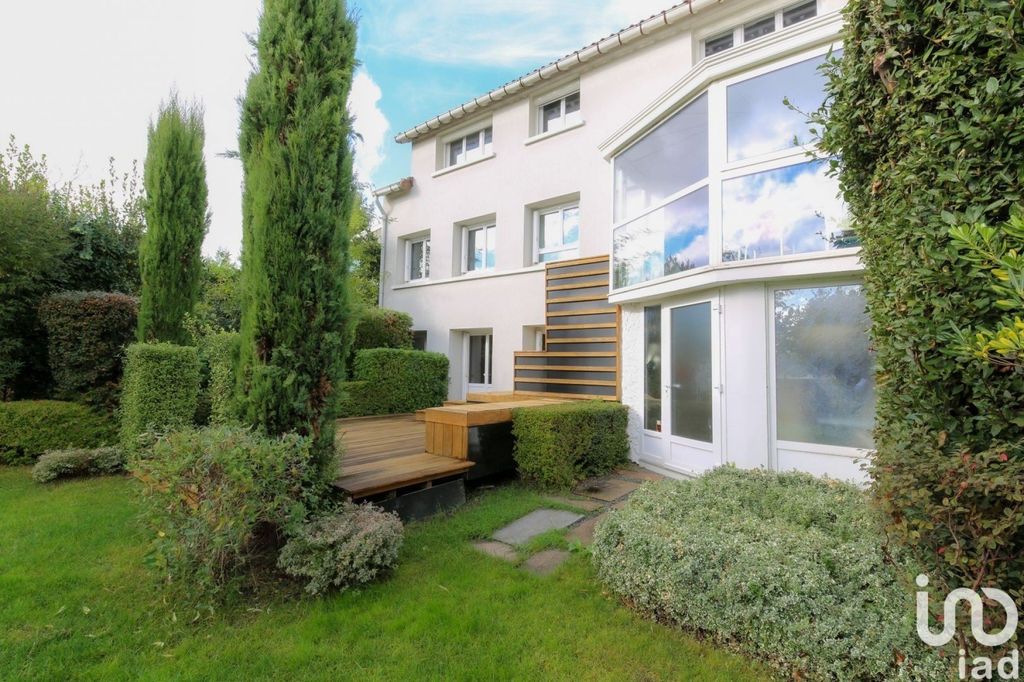 Achat maison à vendre 4 chambres 167 m² - Fontenay-sous-Bois