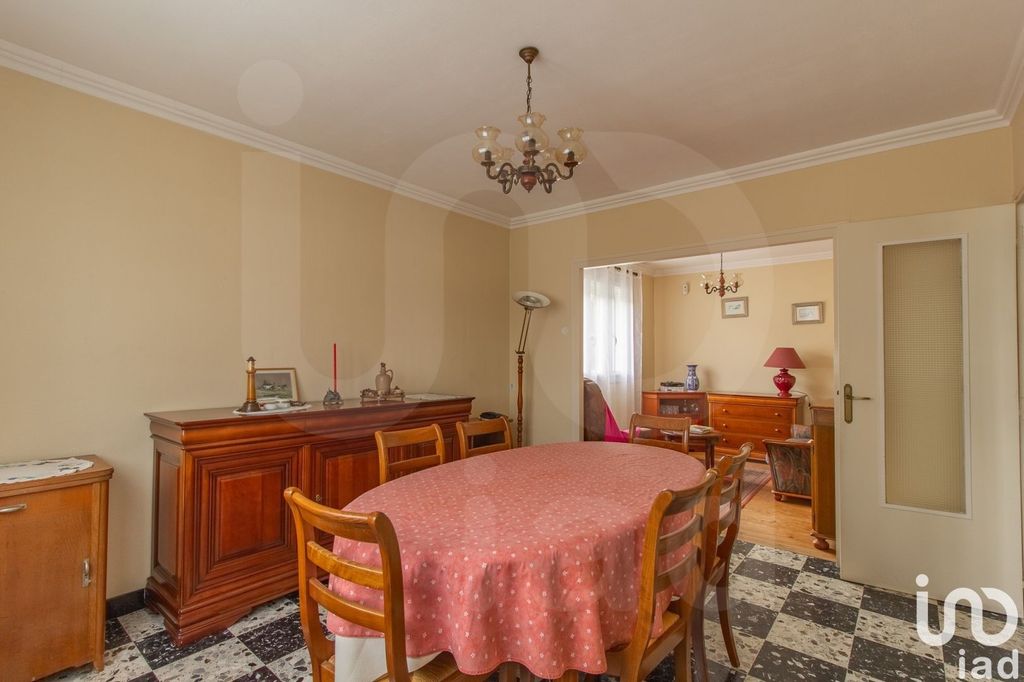 Achat maison à vendre 2 chambres 110 m² - Chevrières