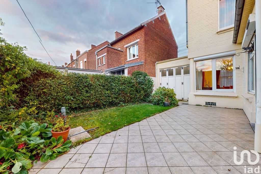Achat maison à vendre 4 chambres 136 m² - Valenciennes