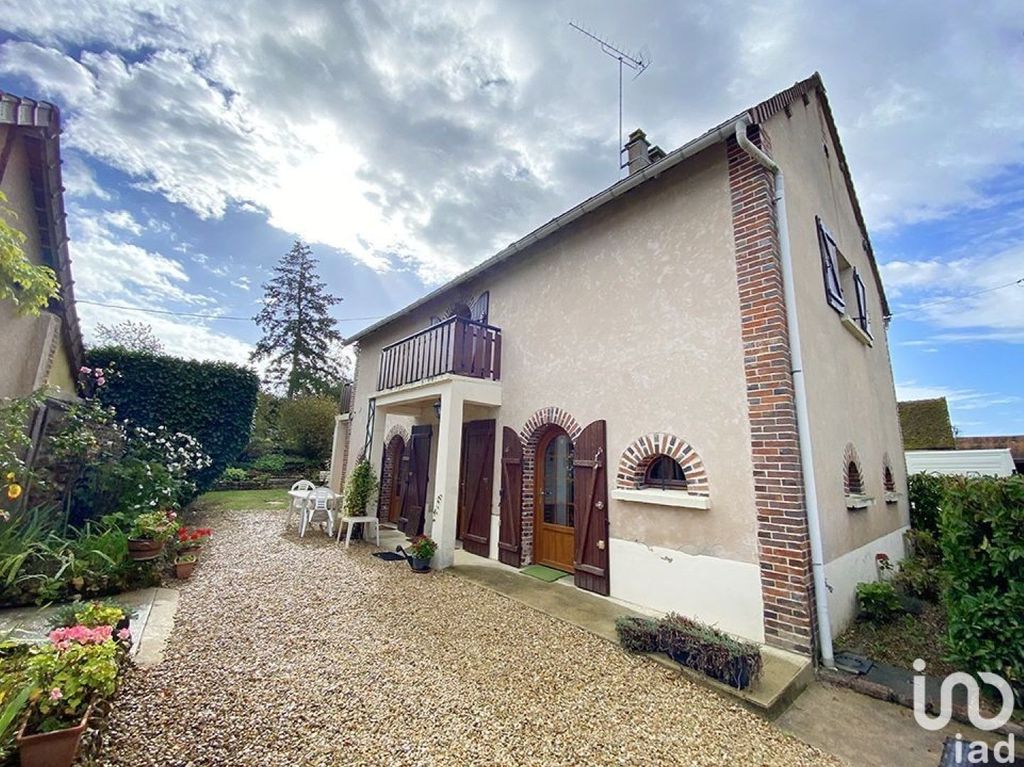 Achat maison à vendre 3 chambres 118 m² - Charny-Orée-de-Puisaye