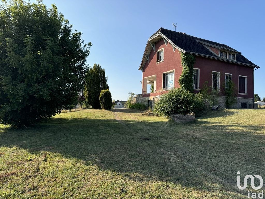 Achat maison à vendre 5 chambres 142 m² - Villeneuve-sur-Allier