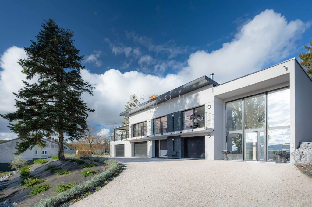 Achat maison à vendre 5 chambres 493 m² - Lay-Saint-Christophe
