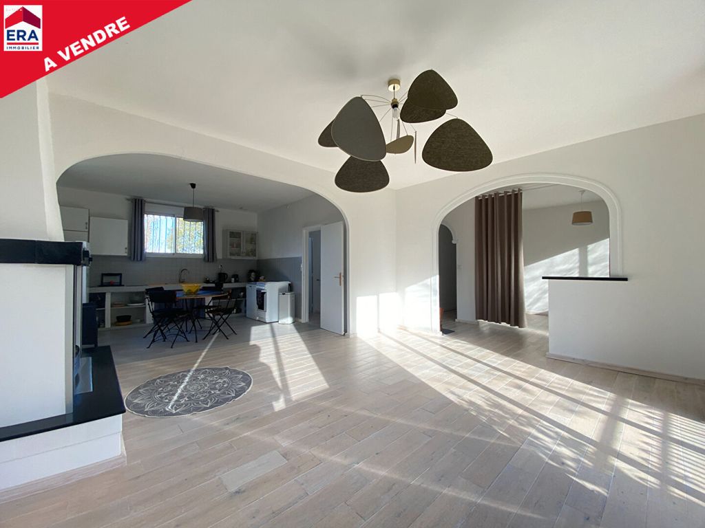 Achat maison à vendre 3 chambres 130 m² - Saint-Loubès