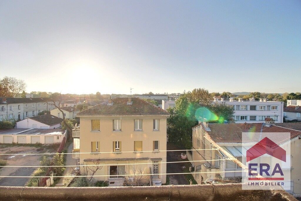 Achat appartement à vendre 3 pièces 47 m² - Avignon