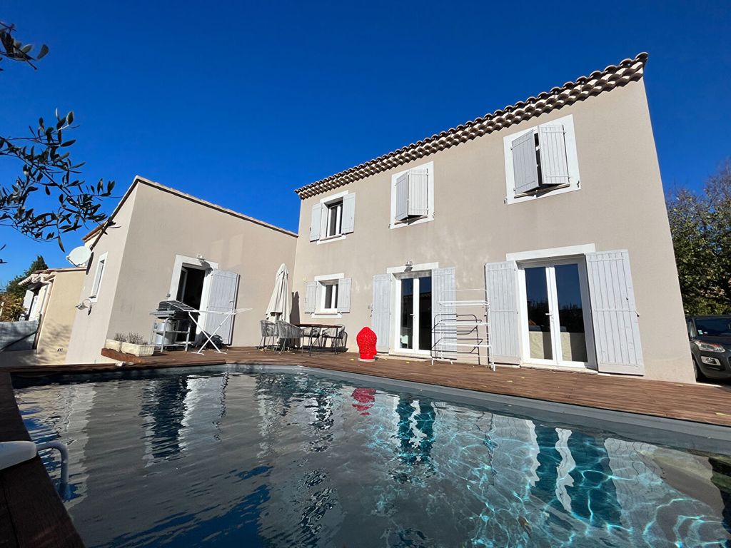 Achat maison à vendre 3 chambres 120 m² - Saint-Rémy-de-Provence