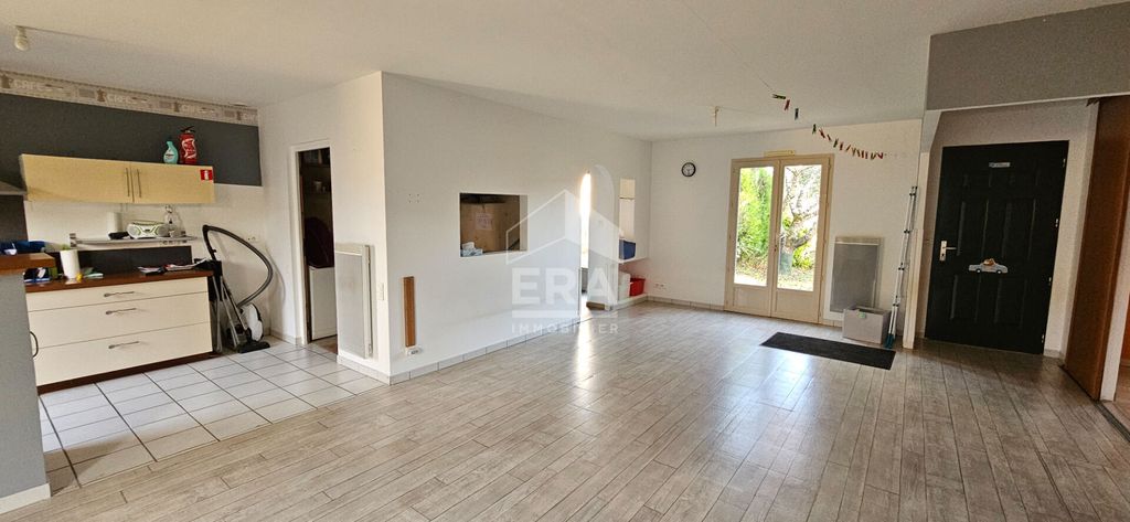 Achat maison à vendre 3 chambres 125 m² - Saint-Gelais