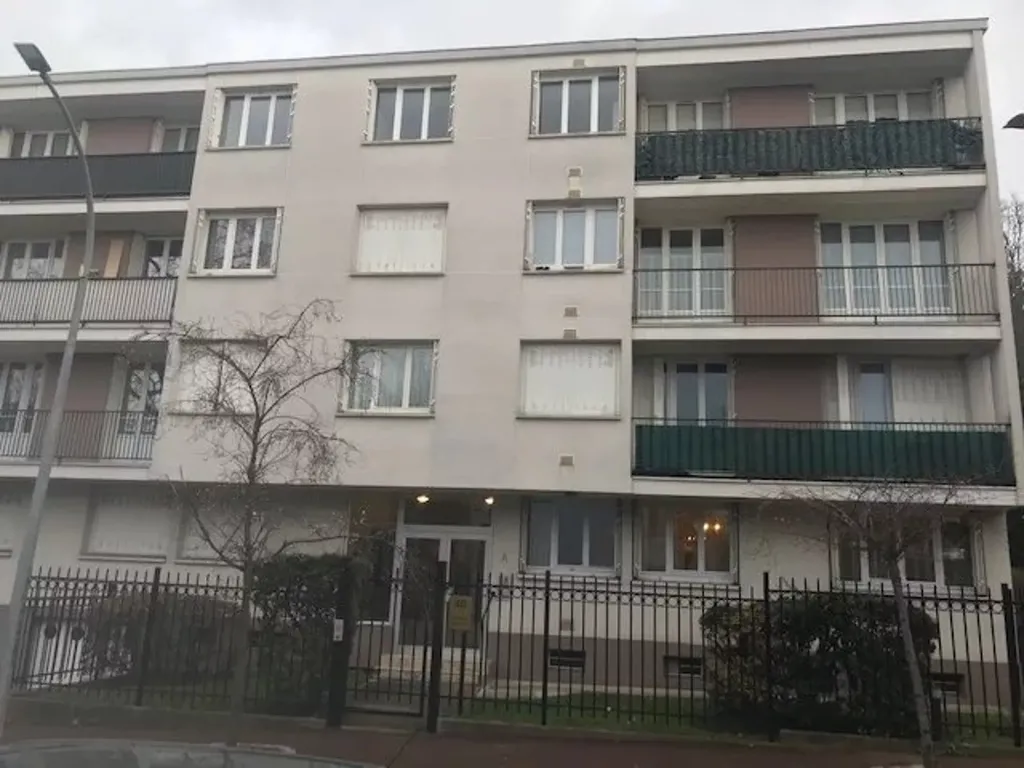 Achat appartement à vendre 3 pièces 75 m² - Le Raincy