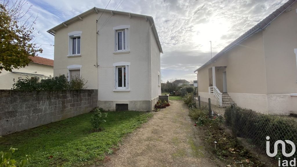 Achat maison à vendre 2 chambres 58 m² - Châtellerault