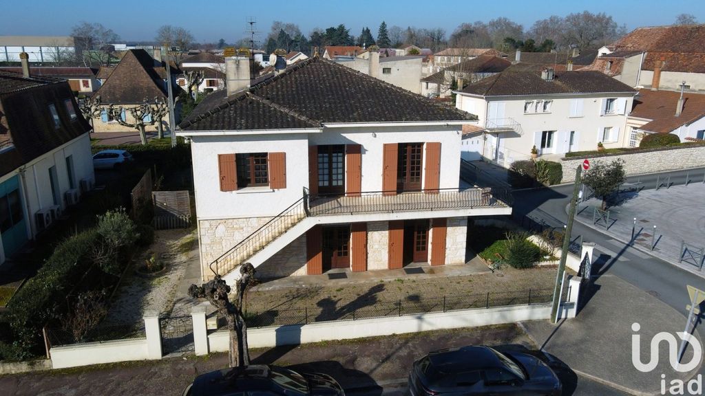 Achat maison à vendre 6 chambres 206 m² - Gardonne