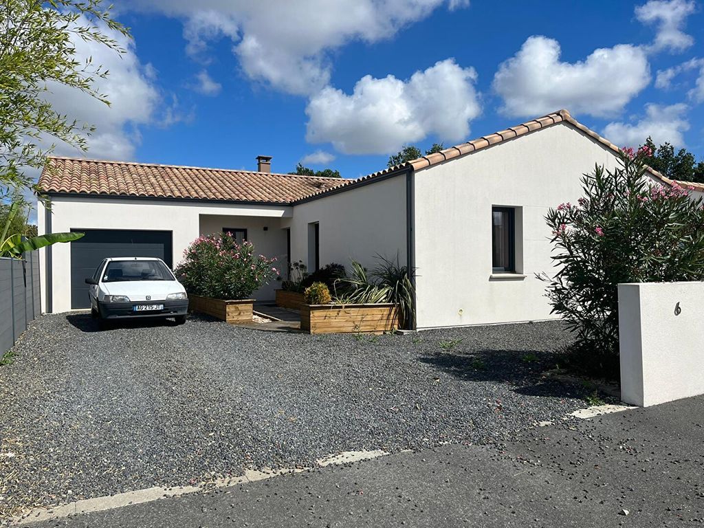 Achat maison à vendre 4 chambres 116 m² - La Chapelle-Hermier