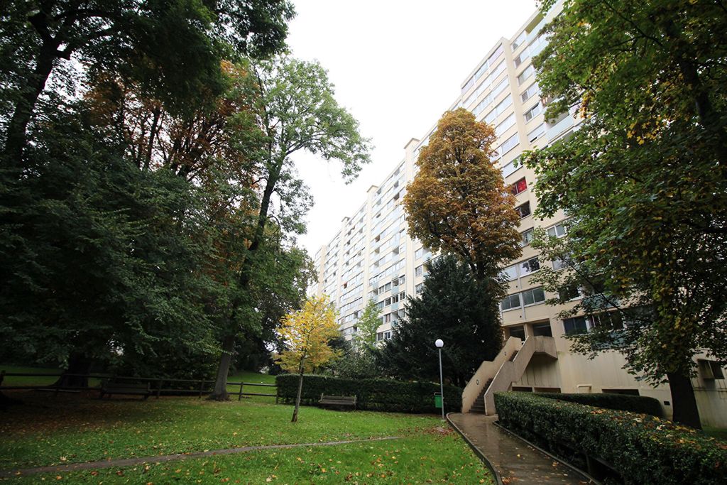 Achat appartement à vendre 2 pièces 33 m² - Savigny-sur-Orge
