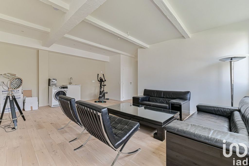 Achat appartement à vendre 4 pièces 85 m² - Courbevoie