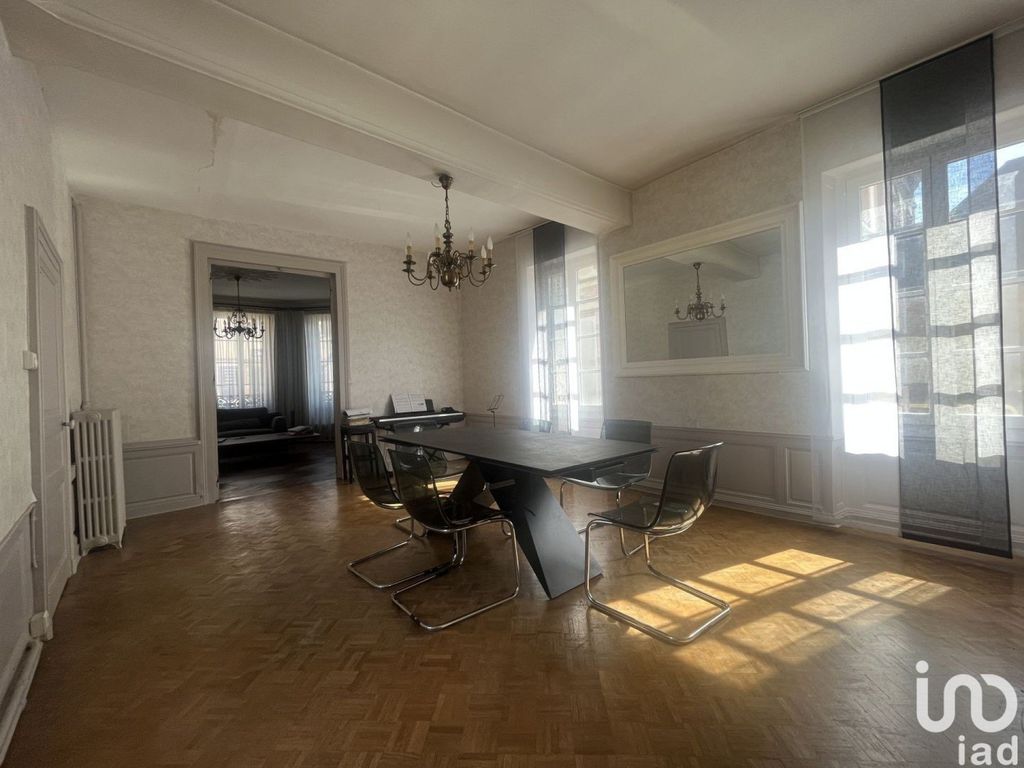 Achat maison à vendre 6 chambres 260 m² - Sens