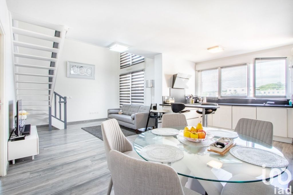 Achat duplex à vendre 5 pièces 83 m² - Ris-Orangis