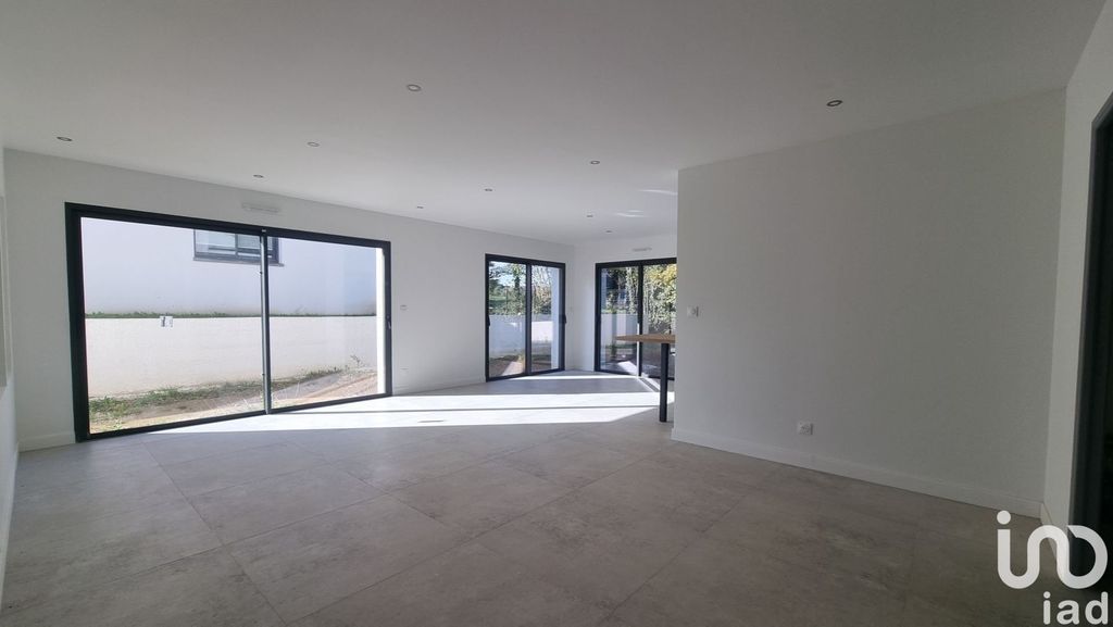 Achat maison à vendre 4 chambres 140 m² - Fay-de-Bretagne