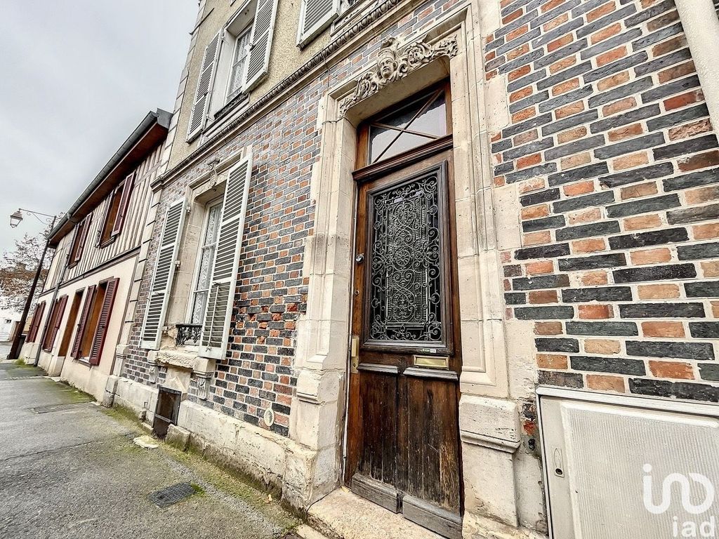 Achat maison à vendre 3 chambres 128 m² - Châlons-en-Champagne