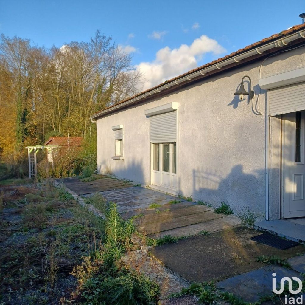 Achat maison à vendre 2 chambres 77 m² - Fins