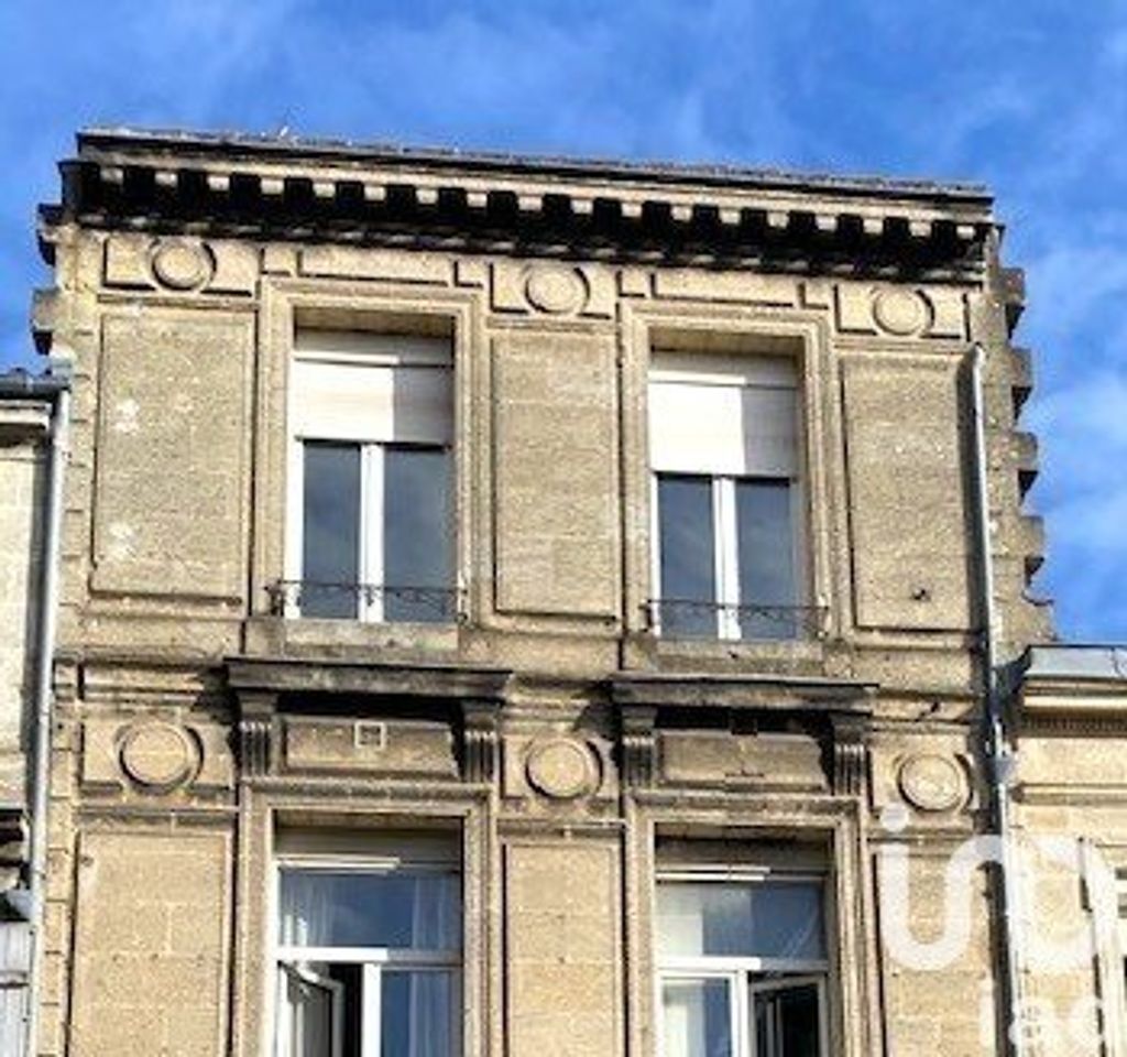 Achat appartement à vendre 2 pièces 67 m² - Bordeaux