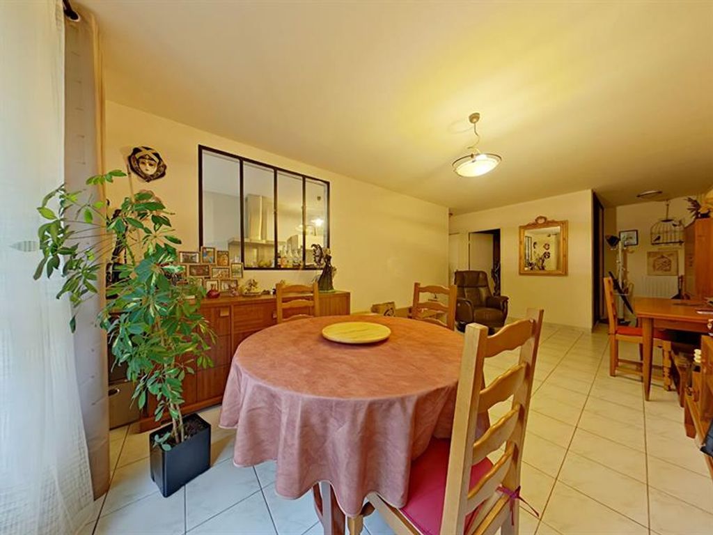 Achat appartement à vendre 3 pièces 67 m² - Chambray-lès-Tours