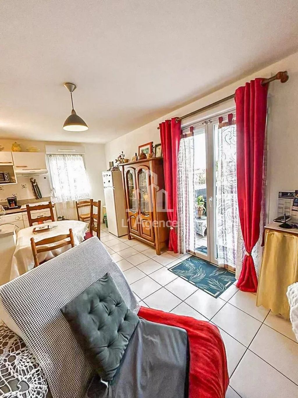 Achat appartement à vendre 3 pièces 58 m² - Royan