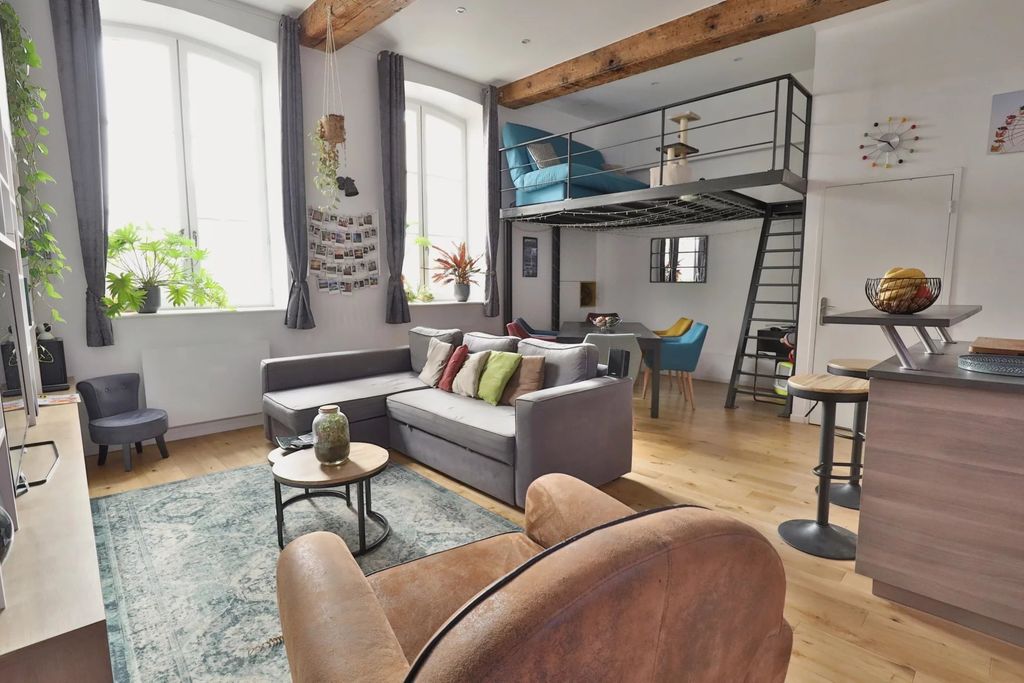 Achat appartement à vendre 2 pièces 58 m² - Lyon 1er arrondissement