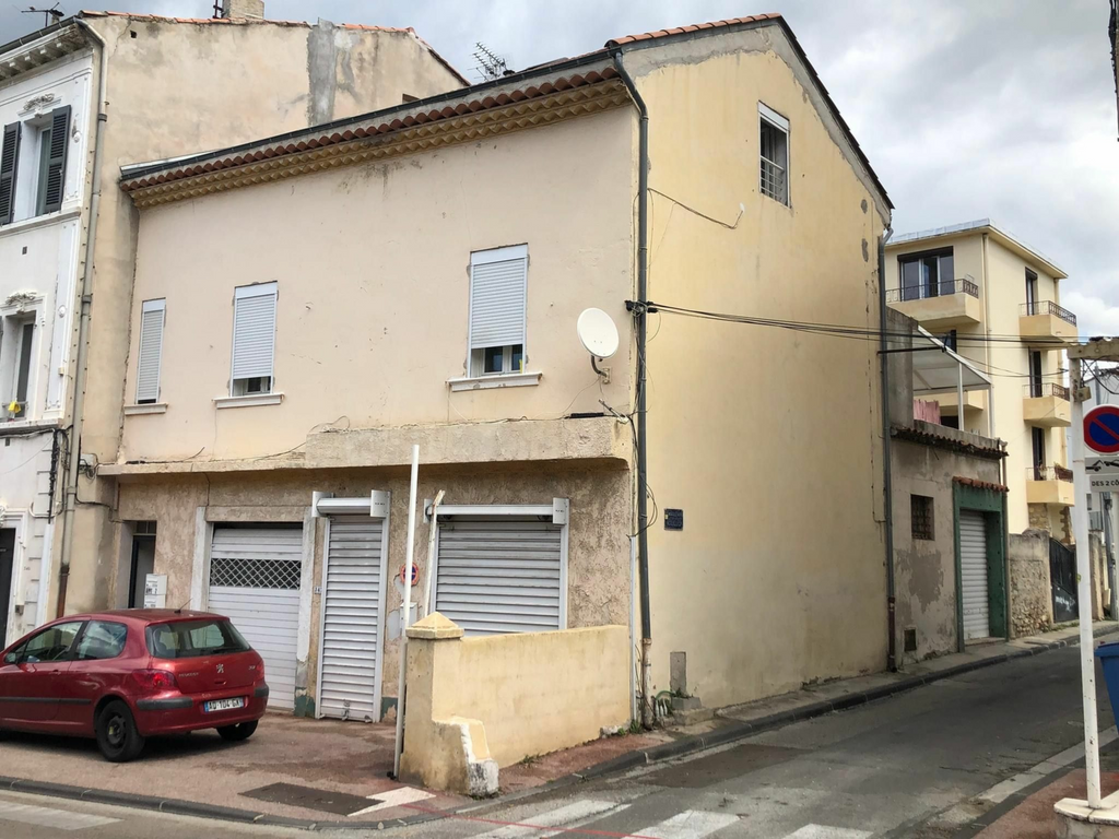 Achat maison à vendre 1 chambre 140 m² - Toulon
