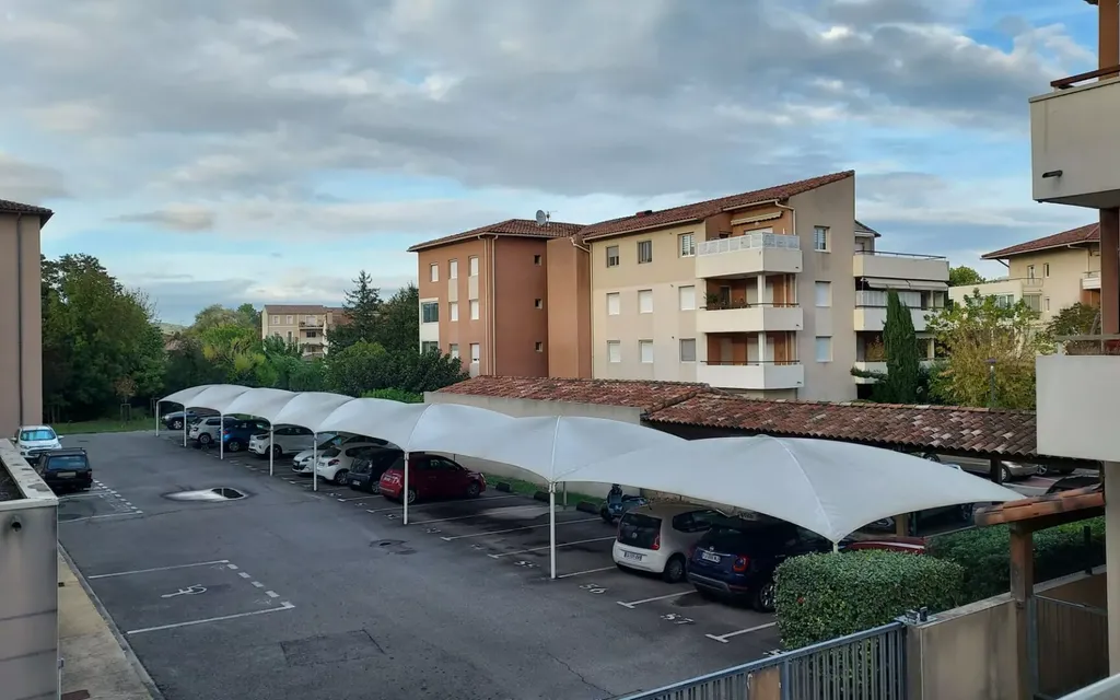 Achat appartement à vendre 2 pièces 38 m² - L'Isle-sur-la-Sorgue