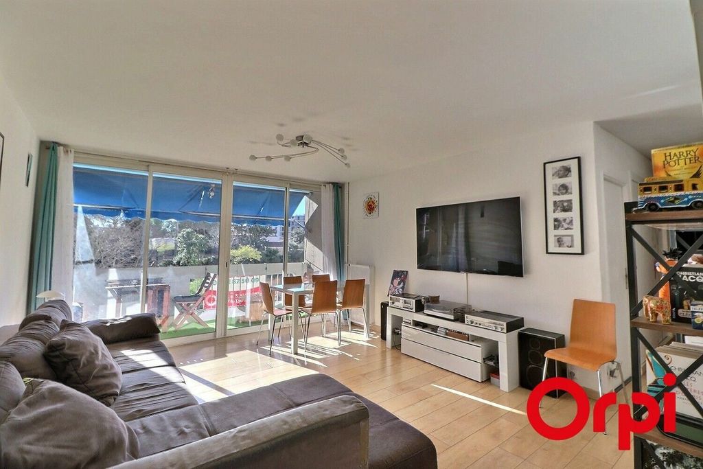 Achat appartement à vendre 5 pièces 107 m² - Marseille 12ème arrondissement