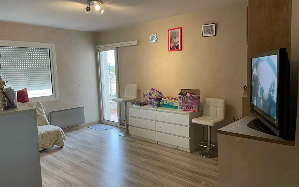 Achat appartement à vendre 2 pièces 61 m² - Six-Fours-les-Plages