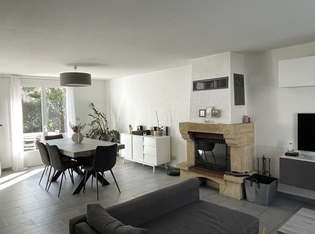 Achat maison à vendre 4 chambres 110 m² - Saint-Genis-les-Ollières