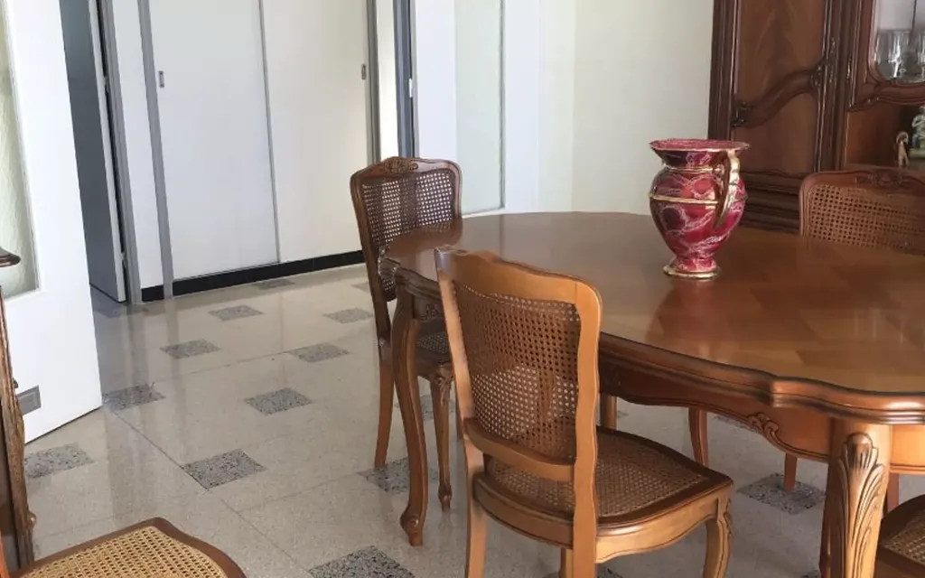 Achat appartement à vendre 2 pièces 70 m² - Toulon